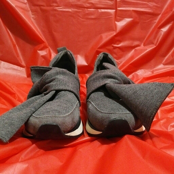 J Slides NYC Shoes - 🌹  🇨🇦👟J SLIDES NYC Women's shoes